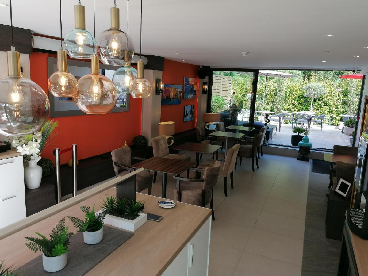 Hotel Miramar- Cap D'Antibes - La Garoupe Plage Exteriér fotografie